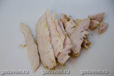 Круассаны из готового теста с курицей и сыром