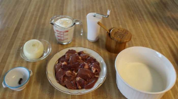 
Куриная печень в духовке в сметанном соусе без обжарки	