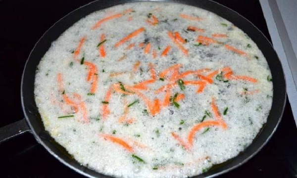 Омлет с сыром на сковороде — 7 пошаговых рецептов с добавками с фотографиями
Омлет с сыром на сковороде — 7 пошаговых рецептов с добавками с фотографиями