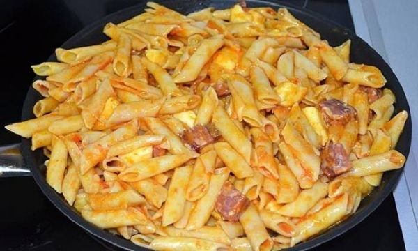 Омлет с сыром на сковороде — 7 пошаговых рецептов с добавками с фотографиями
Омлет с сыром на сковороде — 7 пошаговых рецептов с добавками с фотографиями