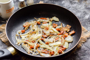 Редька со шкварками