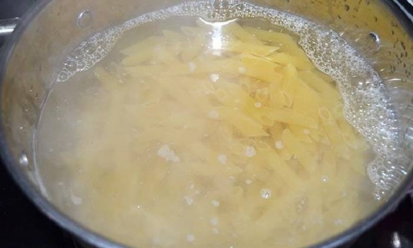 Омлет с сыром на сковороде — 7 пошаговых рецептов с добавками с фотографиями
Омлет с сыром на сковороде — 7 пошаговых рецептов с добавками с фотографиями