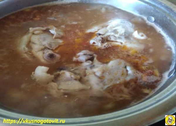 Рассольник — классический рецепт с перловкой и солеными огурцами
Рассольник — классический рецепт с перловкой и солеными огурцами