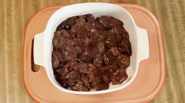 
Куриная печень в духовке в сметанном соусе без обжарки	