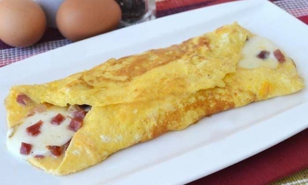 Омлет с сыром на сковороде — 7 пошаговых рецептов с добавками с фотографиями
Омлет с сыром на сковороде — 7 пошаговых рецептов с добавками с фотографиями