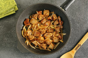 Каша с машем, рисом и мясом Каша с машем, рисом и мясом