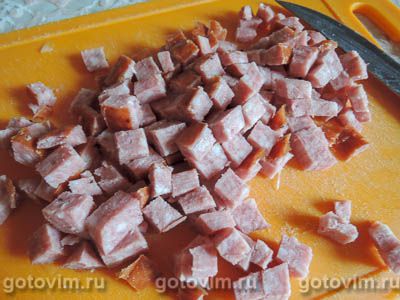 Сырный суп с колбасой Сырный суп с колбасой