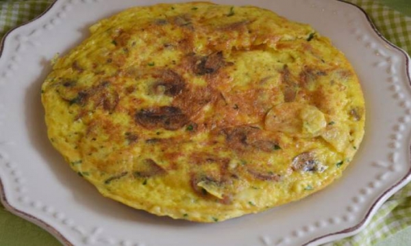 Омлет с сыром на сковороде — 7 пошаговых рецептов с добавками с фотографиями
Омлет с сыром на сковороде — 7 пошаговых рецептов с добавками с фотографиями