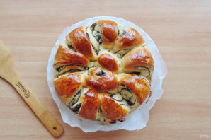 Пирог "Цветок" из дрожжевого теста