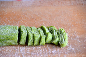 Лапша со шпинатом