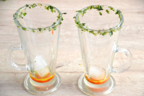 Безалкогольная "Кровавая мэри"