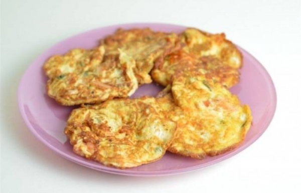 
Омлет на сковороде с молоком и сыром — 5 простых рецептов с фото	