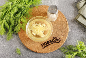 Чесночный соус для пампушек