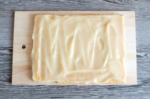 Торт из галетного печенья без выпечки