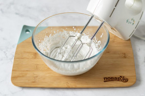 Веганский торт с кокосовыми сливками