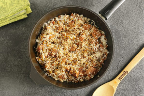 Каша с машем, рисом и мясом Каша с машем, рисом и мясом