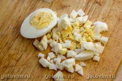 Салат из пекинской капусты с крабовыми палочками и кукурузой