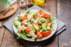 Салат с авокадо и креветками