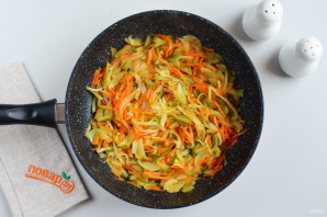 Суп с фасолью и огурцами Суп с фасолью и огурцами