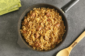 Каша с машем, рисом и мясом Каша с машем, рисом и мясом