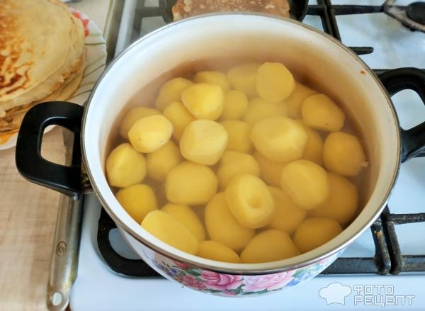 Рецепт: Блинчики с картофелем и грибами - Для любителей фаршированных блинчиков