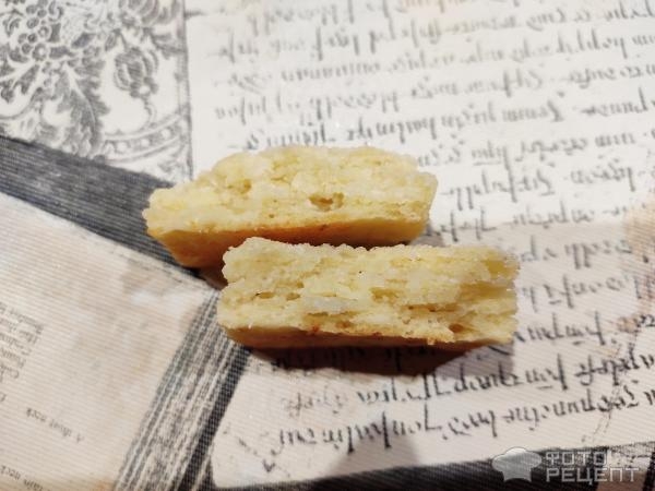 Рецепт: Печенье с творогом - Слоистое.