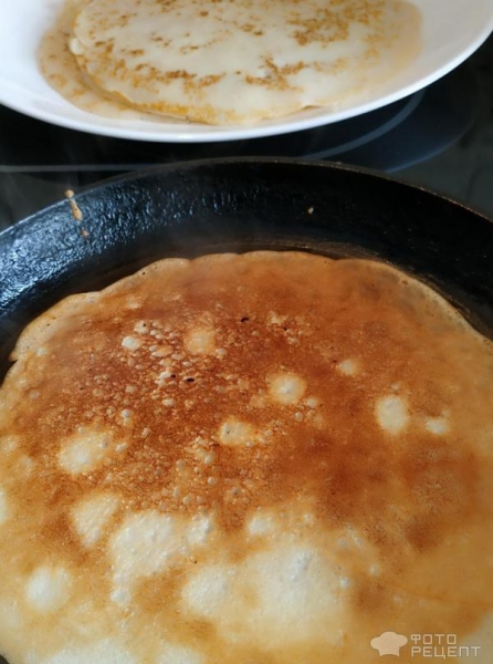 Рецепт: Пирог из блинных рулетов - с куриной печенью