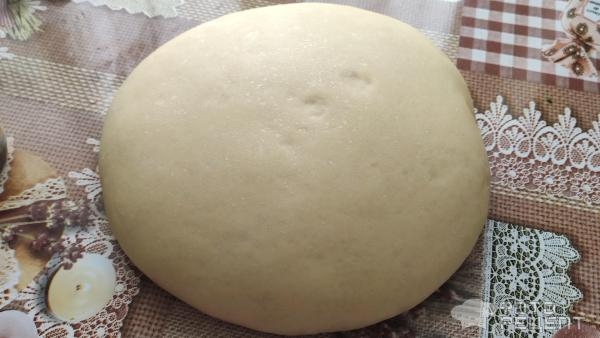 Рецепт: Пирожки с яйцом и луком - бабушкины Рецепт: Пирожки с яйцом и луком - бабушкины