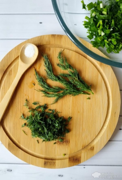 Рецепт: Салат из весенних овощей - ветчиной и запахом весны.