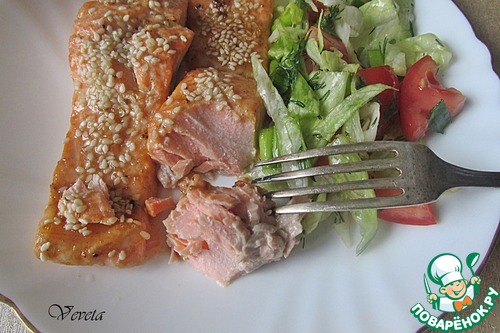 Запеченный лосось в соусе унаги Запеченный лосось в соусе унаги