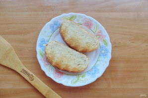 Бутерброды с творогом и помидорами