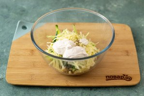 Салат из жареных грибов