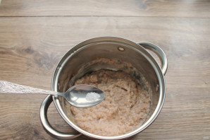 Каша из гречневых хлопьев на молоке Каша из гречневых хлопьев на молоке