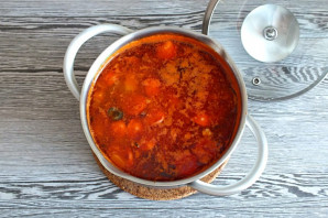 Солянка на говяжьем бульоне Солянка на говяжьем бульоне