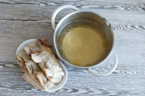 Солянка на говяжьем бульоне Солянка на говяжьем бульоне