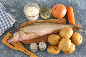 Судак на овощной подушке