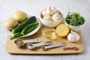 Постный салат с грибами