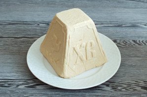 Пасха с вареной сгущенкой