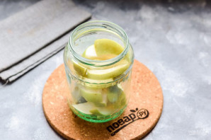 Компот из груш с лимонной кислотой Компот из груш с лимонной кислотой