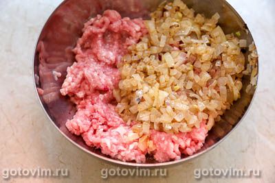 Шведские мясные котлеты со свеклой