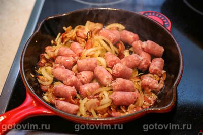 Дублинский коддл или овощное рагу с беконом и свиными колбасками (Dublin coddle)