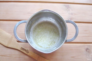 Белый соус с яйцом