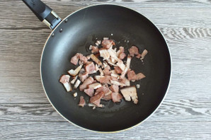 Солянка на говяжьем бульоне Солянка на говяжьем бульоне