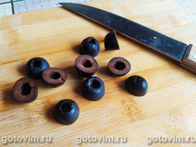 Салат с креветками, огурцом, помидорами и ржаными сухариками Салат с креветками, огурцом, помидорами и ржаными сухариками