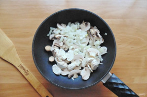 Киш с грибами и шпинатом Киш с грибами и шпинатом