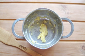 Белый соус с яйцом