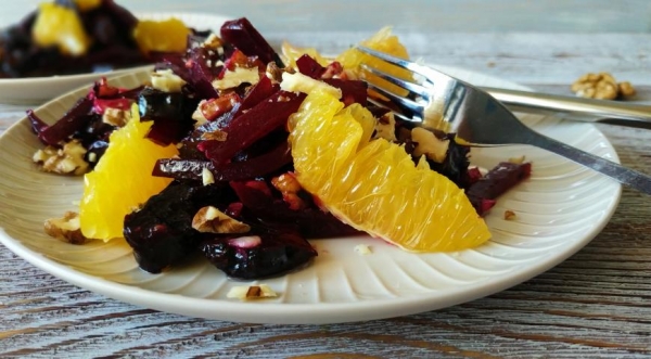 Салат с черносливом и грецкими орехами, пошаговый рецепт с фото