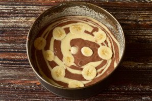 Пирог "Зебра" с бананом