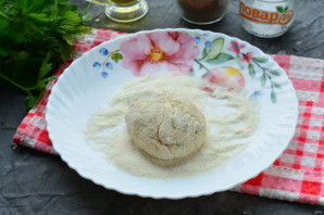 Котлеты с солеными огурцами