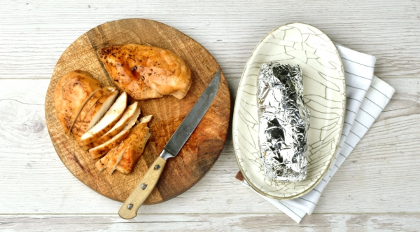 Салат с грудкой цыпленка, яйцом-пашот и соевым дрессингом, пошаговый рецепт с фото Салат с грудкой цыпленка, яйцом-пашот и соевым дрессингом, пошаговый рецепт с фото